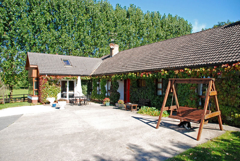 The Bungalow Farmhouse Clomantagh Esterno foto